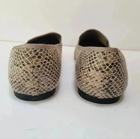 H & M Faux Snake Skin Flats Size 8.5 - Picture 3 of 4